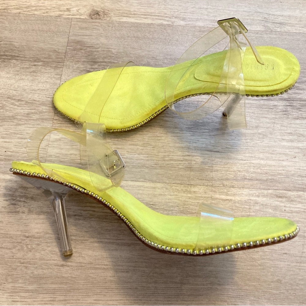 Fashion Nova Neon Yellow Green Heels Silver Studs Clear Adjustable Straps 8.5 - Picture 2 of 16